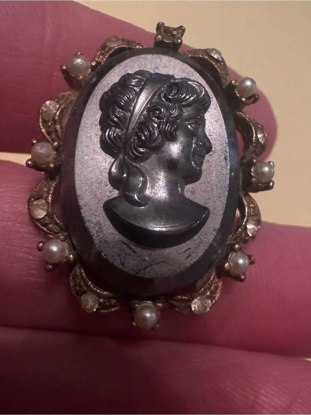 Vintage-Style Black Cameo Pearl Accent Brooch